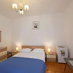 Apartmán And Jakov *