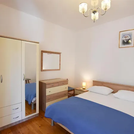Apartment And Jakov Primosten