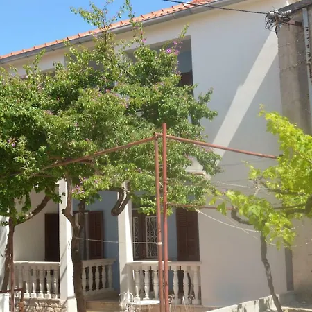 And Jakov * Primošten