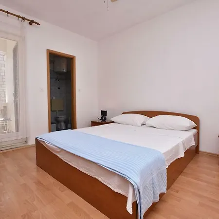 And Jakov Apartamento *