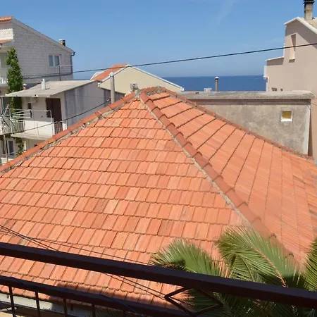 Lejlighed And Jakov *