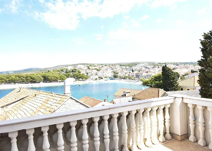 And Jakov דירה *